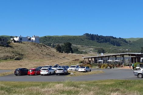 Photo of property in 8 The Fairways, Kinloch, Taupo, 3377