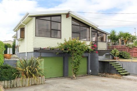Photo of property in 10 Clyde Street, Ferndale, New Plymouth, 4310