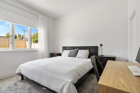 Photo of property in 43 Roberton Road, Avondale, Auckland, 1026