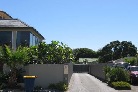 Photo of property in 42 Ocean View Road, Milford, Auckland, 0620
