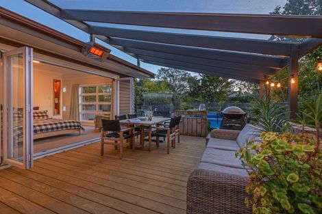 Photo of property in 240a Victoria Avenue, Hokowhitu, Palmerston North, 4410