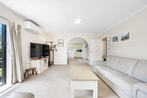 Photo of property in 3a Rimu Road, Mangere Bridge, Auckland, 2022