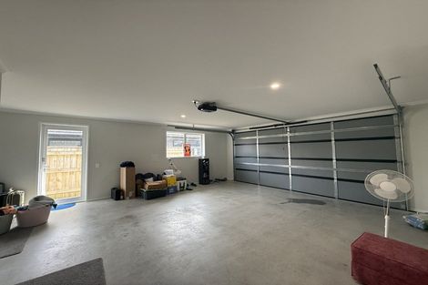 Photo of property in 21 Te Ara O Toroa, Wainuiomata, Lower Hutt, 5014