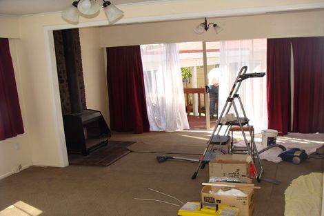 Photo of property in 43 Walworth Avenue, Pakuranga Heights, Auckland, 2010