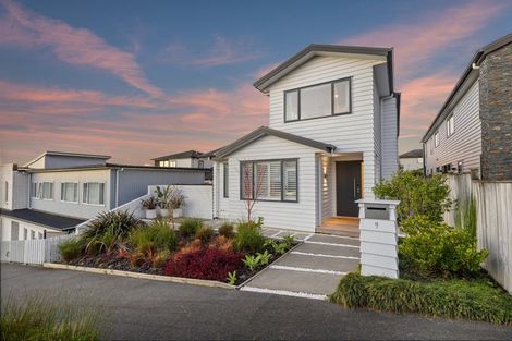 Photo of property in 9 Barque Rise, Long Bay, Auckland, 0630