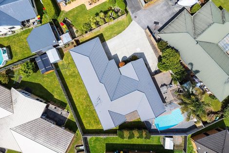 Photo of property in 63 Waiwherowhero Drive, St Andrews, Hamilton, 3200