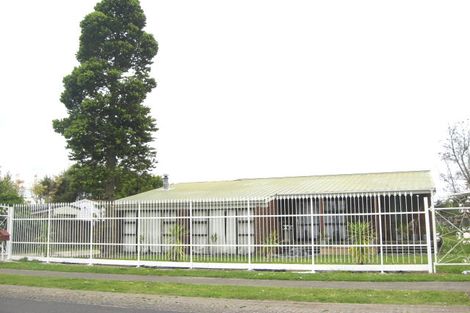 Photo of property in 7 Princess Street, Takanini, 2112