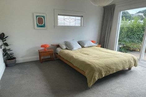 Photo of property in 25 Luxford Street, Berhampore, Wellington, 6023