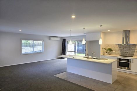 Photo of property in 2 Peter Burke Way, Pyes Pa, Tauranga, 3112