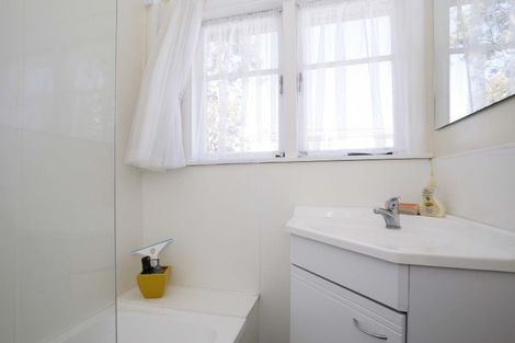 Photo of property in 251 Fox Street, Hamilton East, Hamilton, 3216