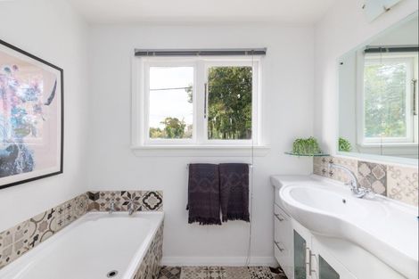 Photo of property in 134 Saint Martins Road, Saint Martins, Christchurch, 8022