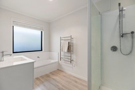 Photo of property in 118 Whakaturou Crescent, Pyes Pa, Tauranga, 3112