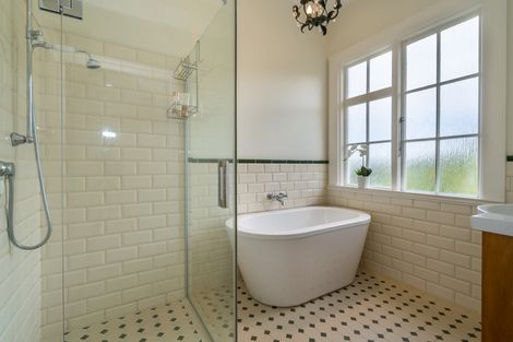 Photo of property in 75 Eglinton Road, Mornington, Dunedin, 9011