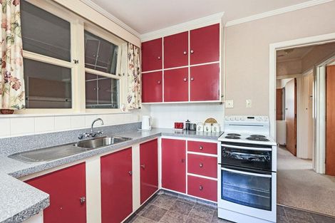 Photo of property in 2/34 Te Aute Road, Havelock North, 4130