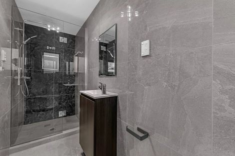 Photo of property in 10c White Road, Manurewa, Auckland, 2102