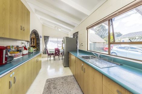 Photo of property in 20a Kindergarten Drive, Conifer Grove, Takanini, 2112