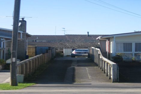 Photo of property in 434a Great South Road, Opaheke, Papakura, 2113