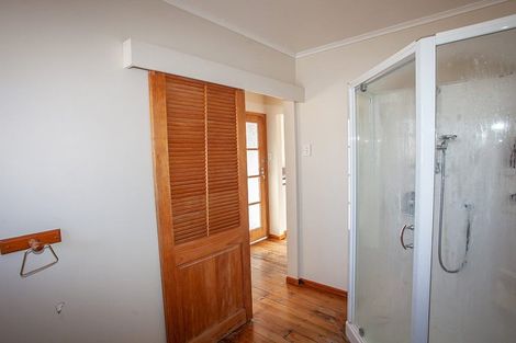 Photo of property in 15 Bayly Street, Waitara, 4320