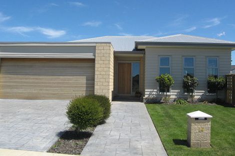 Photo of property in 16 Wagner Crescent, Northwood, Christchurch, 8051