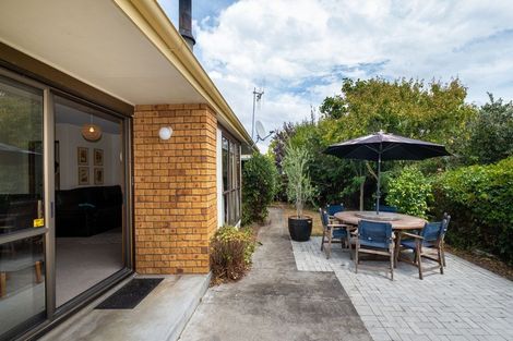 Photo of property in 4/2 Bill Ashcroft Grove, Havelock North, 4130