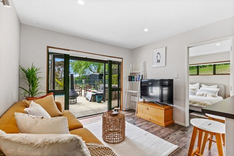 Photo of property in 7 Attwood Road, Paremoremo, Auckland, 0632