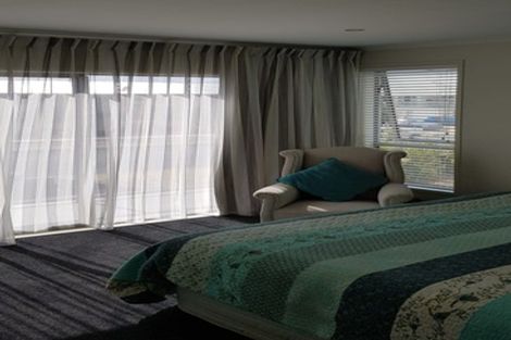 Photo of property in 68 Bream Bay Drive, Ruakaka, 0116