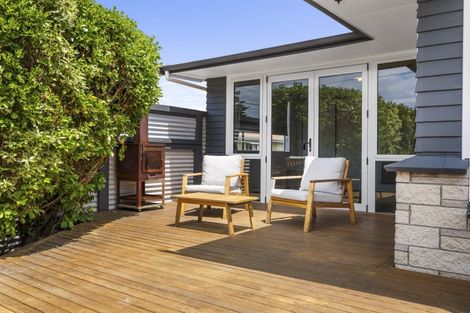 Photo of property in 129 Riverbend Road, Onekawa, Napier, 4110