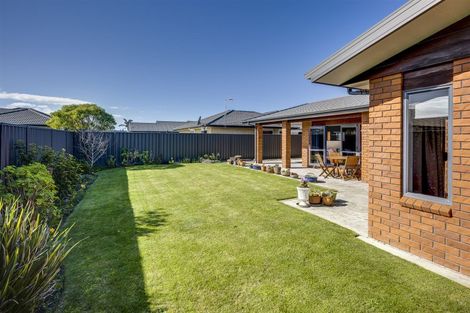 Photo of property in 32 Tasman Drive, Poraiti, Napier, 4112