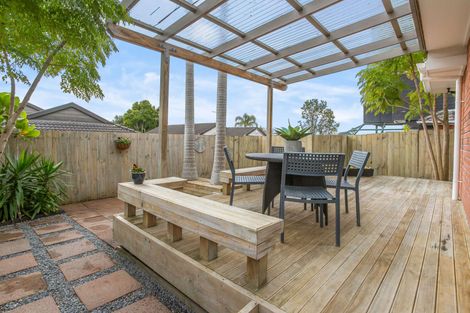 Photo of property in 90a Simmental Crescent, Somerville, Auckland, 2014