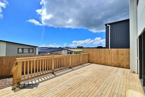 Photo of property in 28b Goodfellow Lane, Flat Bush, Auckland, 2019