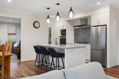 Photo of property in 6 Damien Place, Ohauiti, Tauranga, 3112