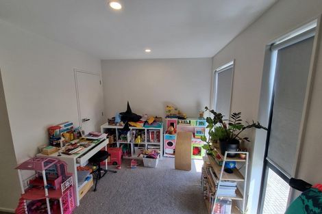 Photo of property in 53 Morihana Close, Glen Eden, Auckland, 0602