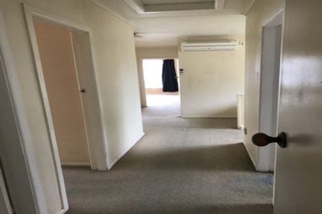 Photo of property in 92 Ironside Road, Johnsonville, Wellington, 6037