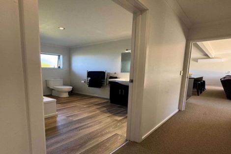 Photo of property in 15 Wharuka Glade, Mangawhai, 0505