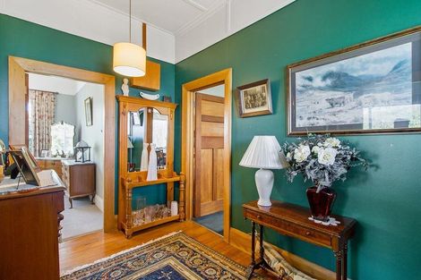 Photo of property in 12 Parsonage Road, Waimate, 7924