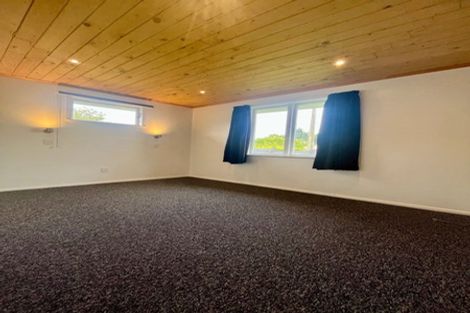 Photo of property in 28 Charles Road, Hannahs Bay, Rotorua, 3010