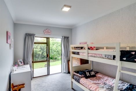 Photo of property in 22 Moorhouse Street, Taradale, Napier, 4112