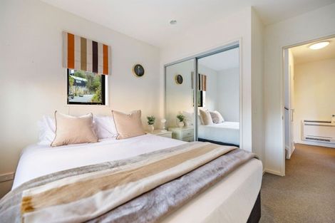 Photo of property in Arno Apartment, 9/8 Mckerrow Place, Sunshine Bay, Queenstown, 9300