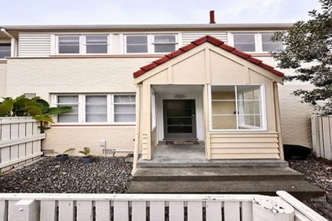 Photo of property in 45 Milton Road, Bluff Hill, Napier, 4110