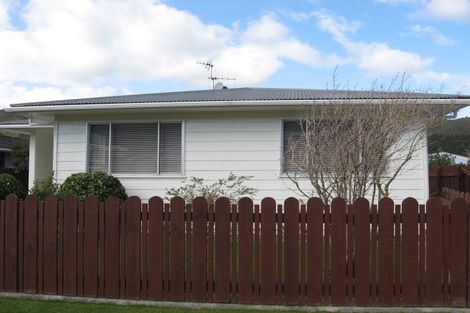 Photo of property in 262 Wellington Road, Wainuiomata, Lower Hutt, 5014