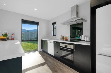 Photo of property in 10 Ensor Drive, Hanmer Springs, 7334