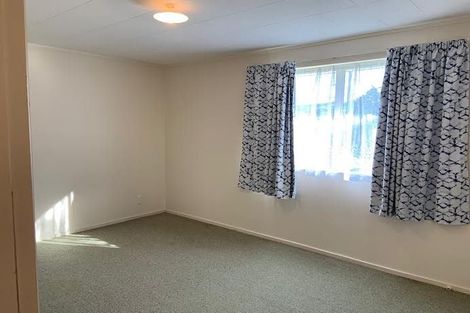 Photo of property in 16a Hampton Hill Road, Tawa, Wellington, 5028