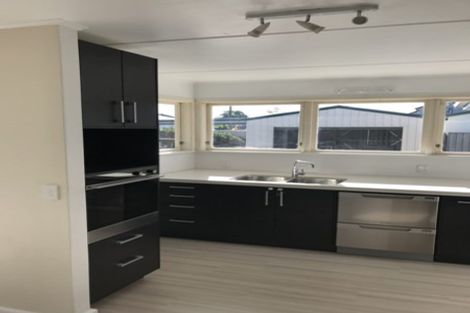 Photo of property in 1218 Norfolk Crescent, Mayfair, Hastings, 4122