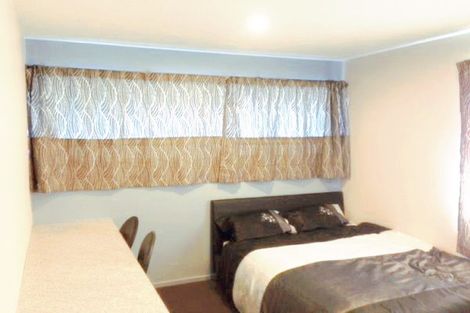 Photo of property in 42 Newnham Terrace, Upper Riccarton, Christchurch, 8041