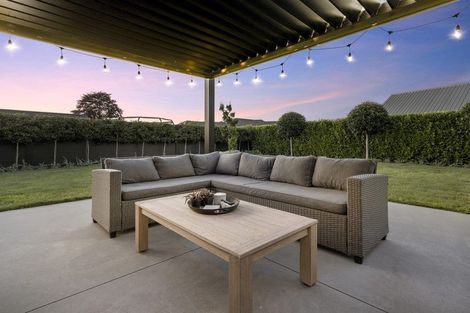 Photo of property in 131 Saint Kilda Road, Cambridge, 3434