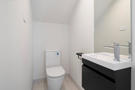 Photo of property in 19a Resnik Crescent, 0810