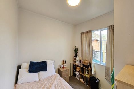 Photo of property in 289 Naenae Road, Naenae, Lower Hutt, 5011