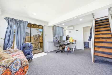 Photo of property in 10 Stredwick Drive, Torbay, Auckland, 0630