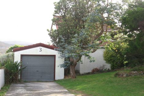 Photo of property in 3 Alister Way, Churton Park, Wellington, 6037