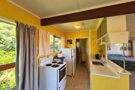 Photo of property in 36 Puriri Road, Te Kouma, Coromandel, 3581